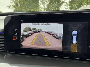 MERCEDES-BENZ EQC Eqc 400 300Kw Amg Line Premium 80Kwh 5Dr Auto