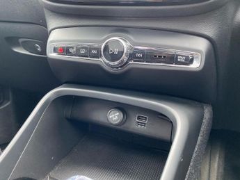 VOLVO XC40 Volvo Xc40 Inscription Pro T4 A