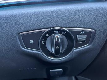 MERCEDES-BENZ E CLASS E200 Amg Line Edition 5Dr 9G-Tronic