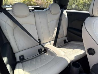 MINI HATCHBACK 135Kw Cooper S Level 3 33Kwh 3Dr Auto