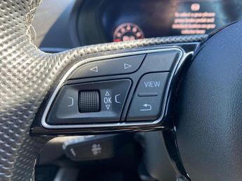 AUDI Q2 1.5 Tfsi Cod 35 S Line Suv 5Dr Petrol S Tronic Euro 6 (S/S) (150