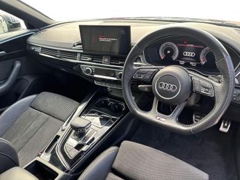 AUDI A4 2.0 Tdi 35 Black Edition Saloon 4Dr Diesel S Tronic Euro 6 (S/S)