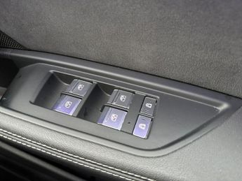 AUDI E-TRON 300Kw 55 Quattro 95Kwh Vorsprung 5Dr Auto [22Kwch]