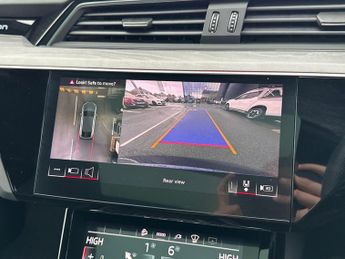 AUDI E-TRON 300Kw 55 Quattro 95Kwh Vorsprung 5Dr Auto [22Kwch]