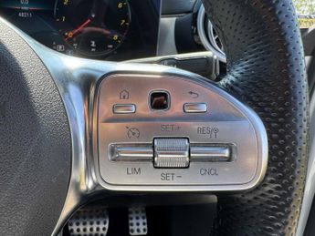 MERCEDES-BENZ CLA Cla 200 Amg Line Executive 5Dr Tip Auto