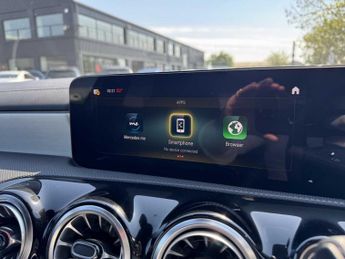 MERCEDES-BENZ CLA Cla 200 Amg Line Executive 5Dr Tip Auto