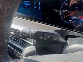 MERCEDES-BENZ EQC Eqc 400 300Kw Amg Line Premium 80Kwh 5Dr Auto