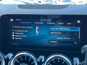 MERCEDES-BENZ EQA Eqa 350 4Matic 215Kw Amg Line 66.5Kwh 5Dr Auto