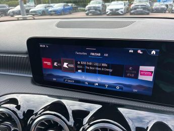MERCEDES-BENZ A CLASS A200 Sport Executive 4Dr Auto
