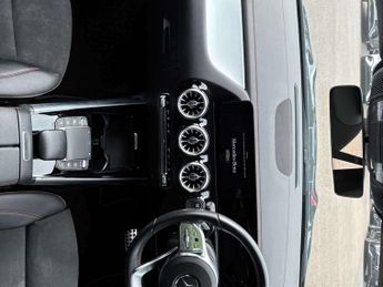MERCEDES-BENZ EQA Eqa 250 140Kw Amg Line 66.5Kwh 5Dr Auto