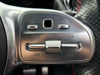 MERCEDES-BENZ EQA Eqa 250 140Kw Amg Line 66.5Kwh 5Dr Auto