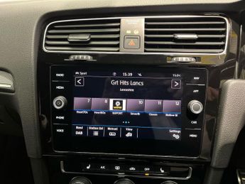 VOLKSWAGEN GOLF 1.5 Tsi Evo Gpf R-Line Hatchback 5Dr Petrol Dsg Euro 6 (S/S) (15