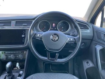 VOLKSWAGEN TIGUAN 2.0 Tdi Match Suv 5Dr Diesel Dsg Euro 6 (S/S) (150 Ps)