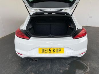VOLKSWAGEN SCIROCCO 2.0 Tdi Bluemotion Tech Gt Hatchback 3Dr Diesel Dsg Euro 6 (S/S)