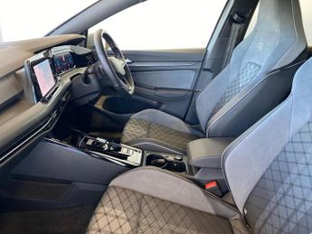 VOLKSWAGEN GOLF 2.0 Tdi R-Line Hatchback 5Dr Diesel Dsg Euro 6 (S/S) (150 Ps)
