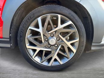 HYUNDAI KONA 1.6 H-Gdi Premium Suv 5Dr Petrol Hybrid Dct Euro 6 (S/S) (141 Ps