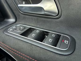 MERCEDES-BENZ CLA Cla 180 Amg Line Executive 4Dr Tip Auto
