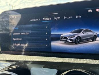 MERCEDES-BENZ CLA Cla 180 Amg Line Executive 4Dr Tip Auto