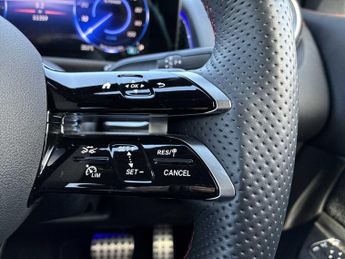 MERCEDES-BENZ EQB Eqb 250+ 140Kw Urban Edition 70.5Kwh 5Dr Auto
