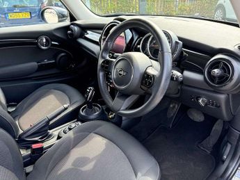 MINI HATCHBACK 1.5 Cooper Classic 3Dr Auto