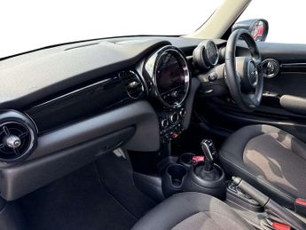 MINI HATCHBACK 1.5 Cooper Classic 3Dr Auto