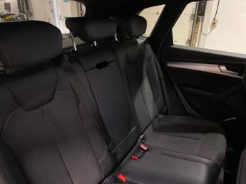 AUDI Q5 2.0 Tdi 40 S Line Suv 5Dr Diesel S Tronic Quattro Euro 6 (S/S) (