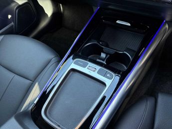 MERCEDES-BENZ EQA Eqa 250+ 140Kw Sport Executive 70.5Kwh 5Dr Auto