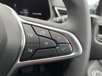RENAULT CLIO 1.6 E-Tech Full Hybrid 145 Techno 5Dr Auto