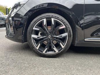 RENAULT CLIO 1.6 E-Tech Full Hybrid 145 Techno 5Dr Auto