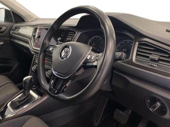 VOLKSWAGEN T-ROC 1.5 Tsi Gpf Evo Design Suv 5Dr Petrol Dsg Euro 6 (S/S) (150 Ps)