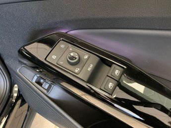 VOLKSWAGEN ID.4 Pro 77Kwh Match Suv 5Dr Electric Auto (286 Ps)
