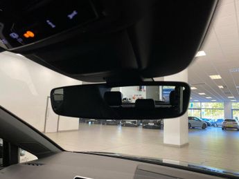 VOLKSWAGEN GOLF 2.0 Tdi R-Line Hatchback 5Dr Diesel Dsg Euro 6 (S/S) (150 Ps)