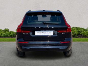 VOLVO XC60 2.0 B5P Core 5Dr Awd Geartronic