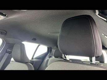 VOLVO XC40 2.0 B3P Core 5Dr Auto