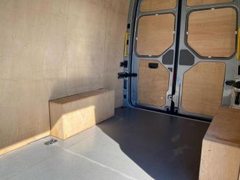 VOLKSWAGEN CRAFTER 2.0 Tdi 140Ps Commerce Plus High Roof Van Auto