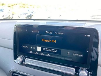 HYUNDAI KONA 39Kwh Premium Suv 5Dr Electric Auto (10.5Kw Charger) (136 Ps)