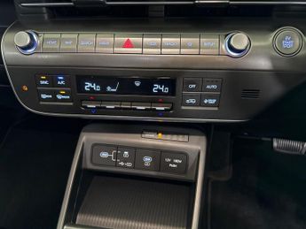 HYUNDAI KONA Kona 160Kw Advance 65Kwh 5Dr Auto Hatchback