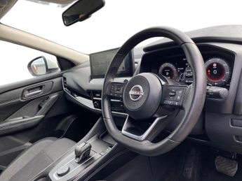 NISSAN QASHQAI 1.3 Dig-T Mh 158 N-Connecta 5Dr Xtronic
