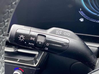 KIA NIRO 1.6 Gdi 127 Hybrid 2 Nav 5Dr Dct