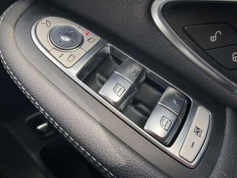 MERCEDES-BENZ EQC Eqc 400 300Kw Amg Line Premium 80Kwh 5Dr Auto