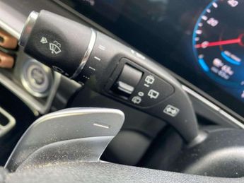 MERCEDES-BENZ EQC Eqc 400 300Kw Amg Line Premium 80Kwh 5Dr Auto