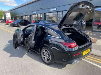 MERCEDES-BENZ CLA Cla 180 Amg Line Executive 5Dr Tip Auto