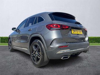 MERCEDES-BENZ GLA Gla 200 Amg Line Executive 5Dr Auto