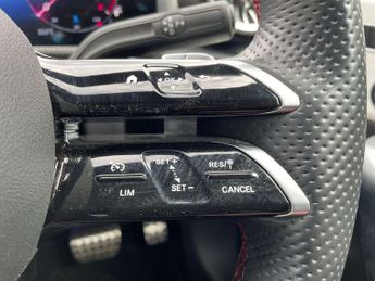 MERCEDES-BENZ CLA Cla 220D Amg Line Premium 5Dr Tip Auto