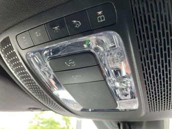MERCEDES-BENZ EQA Eqa 250 140Kw Amg Line 66.5Kwh 5Dr Auto