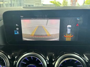 MERCEDES-BENZ EQA Eqa 250 140Kw Amg Line 66.5Kwh 5Dr Auto