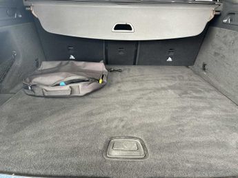 MERCEDES-BENZ EQC Eqc 400 300Kw Amg Line Edition 80Kwh 5Dr Auto