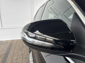 MERCEDES-BENZ EQC Eqc 400 300Kw Amg Line Edition 80Kwh 5Dr Auto