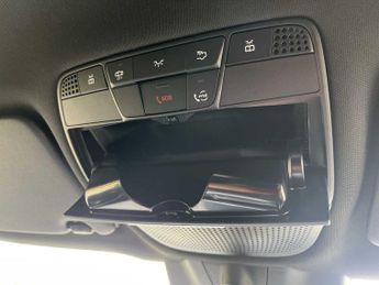 MERCEDES-BENZ EQC Eqc 400 300Kw Amg Line Edition 80Kwh 5Dr Auto