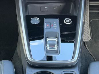 AUDI A3 35 Tfsi S Line 5Dr S Tronic [Comfort+Sound]